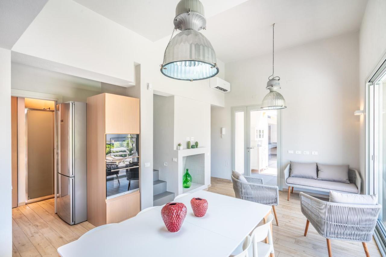 Villa Kosmos - Piscina E Giardino - Villasimius Eksteriør billede