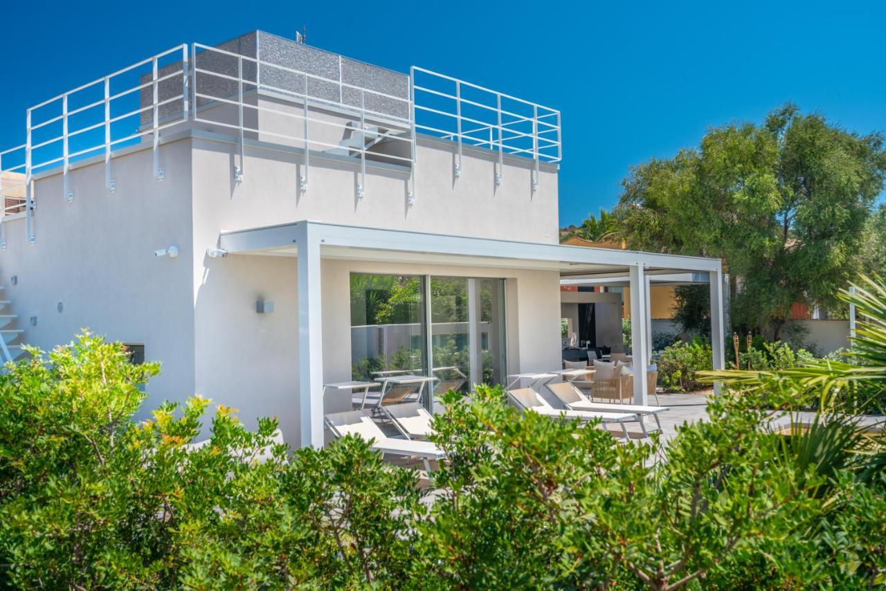 Villa Kosmos - Piscina E Giardino - Villasimius Eksteriør billede